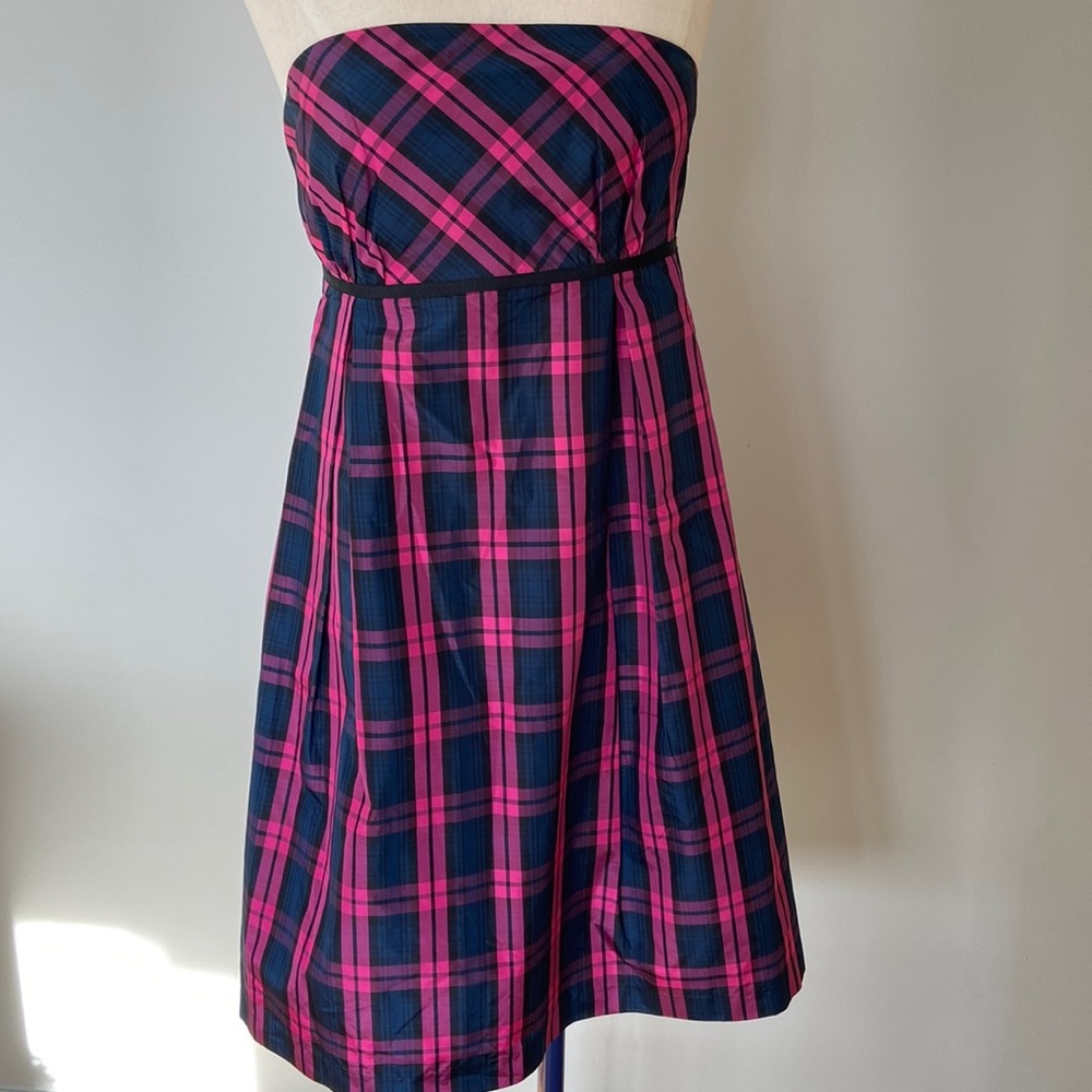 Silk Dress by Vineyard Vines size 8 EUC